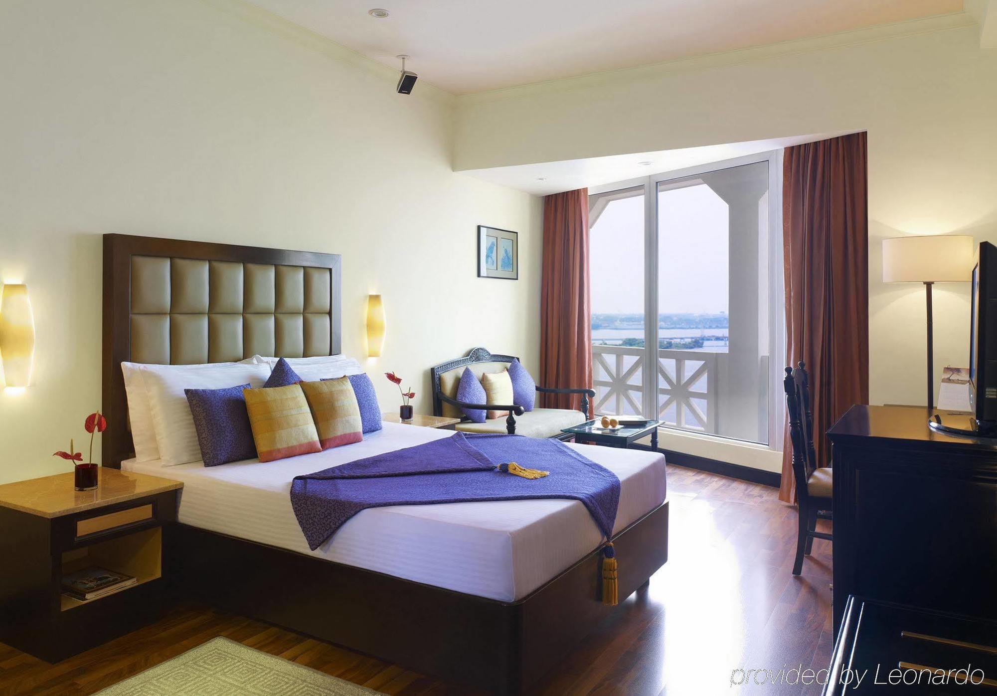 โรงแรมเดอะเกทเวย์มารีนไดรฟ์เออร์นาคูลั่ม Kochi ห้อง รูปภาพ
